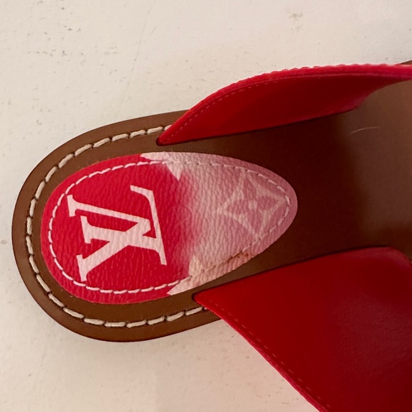 New Louis Vuitton Red Monogram Escale Canvas Palma Thong Flats Size 36 - Picture 2 of 8